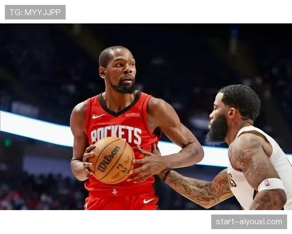 杜兰特生涯总得分突破32000分大关，火箭逆转魔术展现坚韧特质